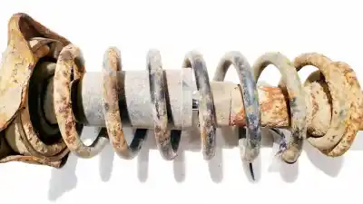 Peça sobressalente para automóvel em segunda mão mola de suspensão por audi 100 avant (c4) 2.5 tdi referências oem iam 
