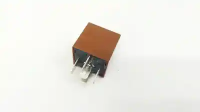 Pezzo di ricambio per auto di seconda mano relè per opel insignia a (g09) 2.0 cdti (68) riferimenti oem iam 13306940