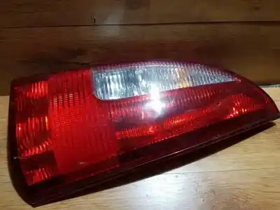 Автозапчасти б/у правый задний фонарь за MAZDA PREMACY (CP) 2.0 Turbodiesel CAT ссылки OEM IAM   