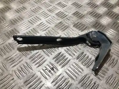 Second-hand car spare part bonnet hinge for audi a4 avant (b5) 1.9 tdi oem iam references 8d0823302b