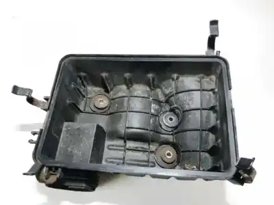 Pezzo di ricambio per auto di seconda mano supporto filtro aria per kia cerato 1.6 crdi 03-07 riferimenti oem iam 281122f500