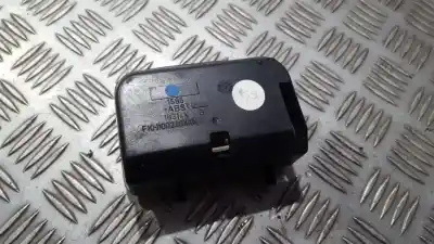 Автозапчасти б/у пепельница за rover rover 75 (rj) 2.0 kv6 classic ссылки oem iam fkh100240xxx  