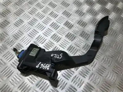 Pezzo di ricambio per auto di seconda mano pedale dell acceleratore per fiat stilo (192) 1.9 jtd / 1.9 jtd 115 active riferimenti oem iam 0280752227