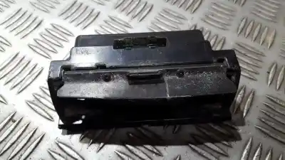 Second-hand car spare part ashtray for toyota corolla (e11) 2.0 d-4d linea sol oem iam references 1a4110078