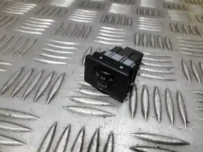 Peça sobressalente para automóvel em segunda mão comutador de luzes por toyota auris 2.2 d-cat referências oem iam 8415202040