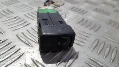 Second-hand car spare part headlights switch for mazda 323 1.5 g 16v/25 (egi dohc) oem iam references 