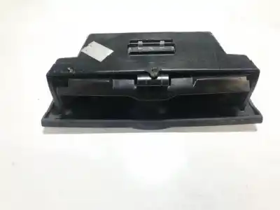 Second-hand car spare part ashtray for toyota corolla (e12) 2.0 d-4d sol berlina oem iam references 7411102060  