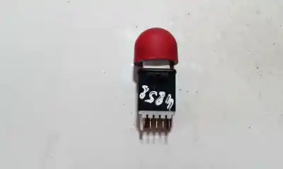 Peça sobressalente para automóvel em segunda mão INTERRUPTOR 4 PISCAS - EMERGÊNCIA por RENAULT TWINGO (CO6)  Referências OEM IAM 822444  33838B
