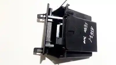 Pièce détachée automobile d'occasion CENDRIER pour PEUGEOT 307, 2000.08 - 2005.06  Références OEM IAM 9637031977  215019