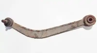 Recambio de automóvil de segunda mano de BRAZO SUSPENSION SUPERIOR TRASERO DERECHO para KIA CARNIVAL  referencias OEM IAM 552404D000  55240-4D000