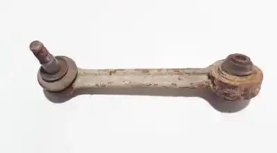 Recambio de automóvil de segunda mano de BRAZO SUSPENSION SUPERIOR TRASERO DERECHO para KIA CARNIVAL  referencias OEM IAM 552604D000  55260-4D000