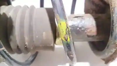 Second-hand car spare part shock absorber spring for toyota yaris (ncp1/nlp1/scp1) 1.0 linea luna oem iam references   