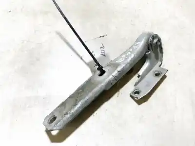 Автозапчастина б/у петля капота для audi a6, c5 1997.01 - 2001.08 2.8 30v 142kw 1997.05 - 1999.07 посилання на oem iam 4b0823301d  