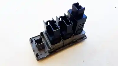 Second-hand car spare part headlights switch for mazda 2 lim. (de) 1.4 diesel cat oem iam references d397666fo  04056510