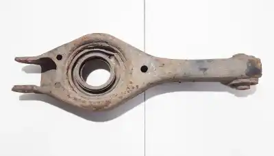 Pièce détachée automobile d'occasion bras de suspension superieur arriere droit pour hyundai i30 1.6 crdi cat références oem iam 552152g000