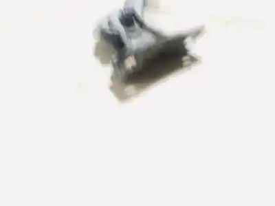 Second-hand car spare part bonnet hinge for audi 80 (811/813) 1.8 oem iam references   