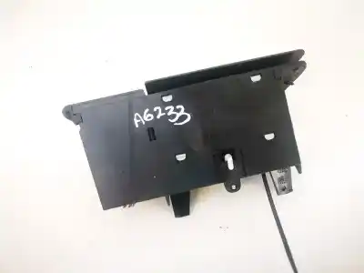 Автозапчастина б/у попільничка для audi a4 avant (b5) 1.8 посилання на oem iam 8d0857951b  