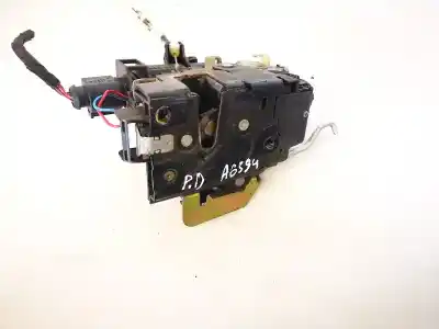 Pezzo di ricambio per auto di seconda mano Serratura Porta Anteriore Destra per AUDI A6 AVANT (4B5) 1.8 T Riferimenti OEM IAM 4B1837016B  