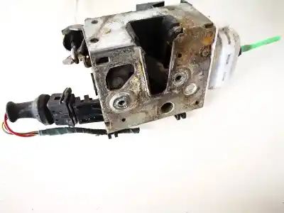 Second-hand car spare part front right door lock for audi a6 avant (c4) 2.5 tdi oem iam references 4a1837016d