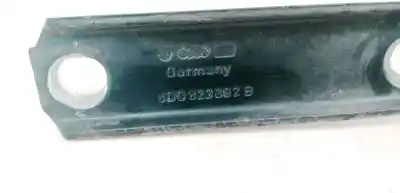 Автозапчасти б/у петля капота за audi a4 avant (b5) 1.9 tdi ссылки oem iam 8d0823302b  