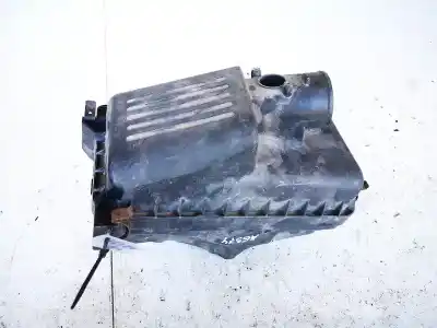 Second-hand car spare part air filter support for toyota corolla verso (e12) 2.0 turbodiesel cat oem iam references toyota2717