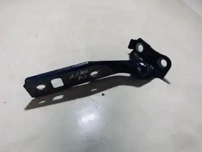 Second-hand car spare part bonnet hinge for volkswagen golf iv (1j1) 1.9 tdi oem iam references 1j0823301
