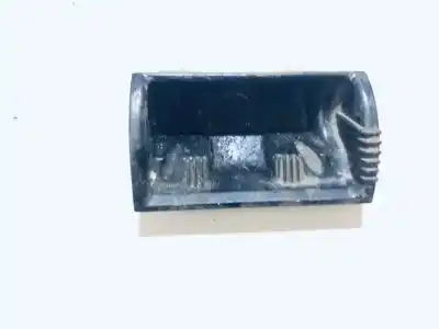 Автозапчастина б/у попільничка для volkswagen passat variant (3b5) 1.9 tdi посилання на oem iam 3b0857989a