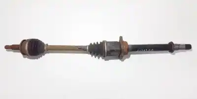 Tweedehands auto-onderdeel transmissie rechts voor voor toyota verso 2.0 d-4d cat oem iam-referenties 