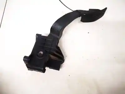 Second-hand car spare part accelerator pedal for opel corsa c 1.2 16v cat (z 12 xep / lb4) oem iam references 55702020  