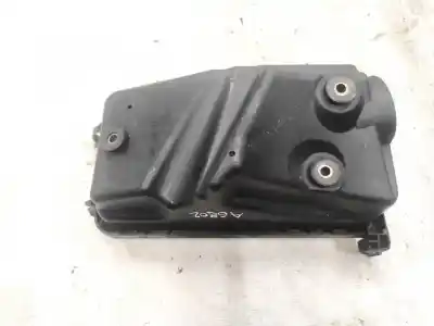 Second-hand car spare part air filter support for toyota corolla (e12) 2.0 d-4d sol berlina oem iam references 