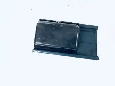 Автозапчастина б/у попільничка для audi a4 avant (b5) 1.9 tdi посилання на oem iam 8d0857961a  