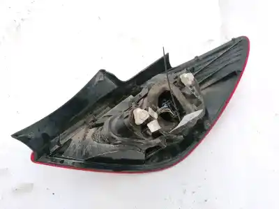 Автозапчасти б/у правый задний фонарь за opel corsa c 1.2 16v cat (z 12 xep / lb4) ссылки oem iam 13188046  89038959