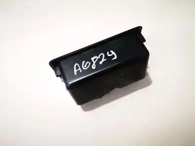 Pezzo di ricambio per auto di seconda mano portacenere per audi a4, b5 1994.11 - 1999.09 1.6 74kw 1994.11 - 2000.10 riferimenti oem iam 8d0857961   Pezzo di ricambio per auto di seconda mano portacenere per audi a4, b5 1994.11 - 1999.09 1.6 74kw 1994.11 - 2000.10 riferimenti oem iam 8d0857961