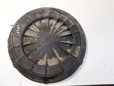 Pezzo di ricambio per auto di seconda mano supporto filtro aria per audi 80 (811/813) 1.8 riferimenti oem iam 056129620