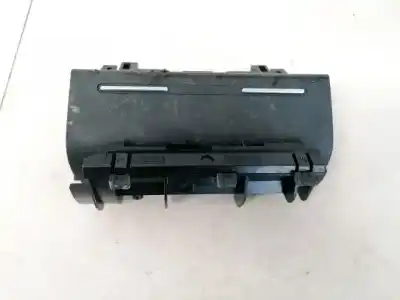 Автозапчасти б/у пепельница за audi a4 b6 (8e2) 1.9 tdi quattro ссылки oem iam 8e0857951  