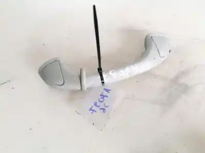 Second-hand car spare part roof handle for mazda 323 1.5 g 16v/25 (egi dohc) oem iam references 