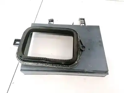 Автозапчасти б/у поддержка воздушного фильтра за audi a4 avant (8e) 2.5 tdi (120kw) ссылки oem iam 8e1819641a