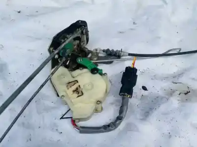 Second-hand car spare part front right door lock for kia sorento 2.5 crdi ex oem iam references 