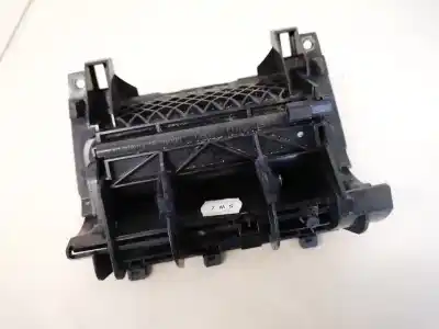 Автозапчасти б/у пепельница за audi a4 b6 (8e2) 1.9 tdi quattro ссылки oem iam 8e0857951f  