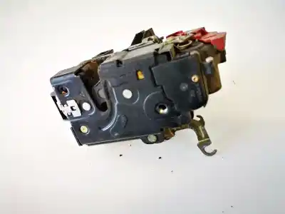Автозапчастина б/у ЗАМОК ПЕРЕДНІЙ ПРАВІ ДВЕРІ для VOLKSWAGEN GOLF V VARIANT (1K5)  Посилання на OEM IAM 3D1837016  
