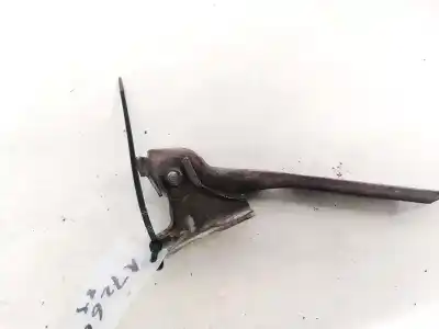 Second-hand car spare part bonnet hinge for audi 80 (811/813) 1.8 oem iam references   