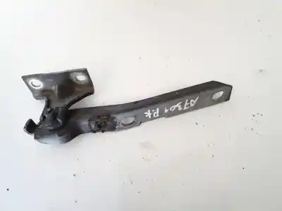 Second-hand car spare part bonnet hinge for audi 80 avant 2.0 oem iam references   