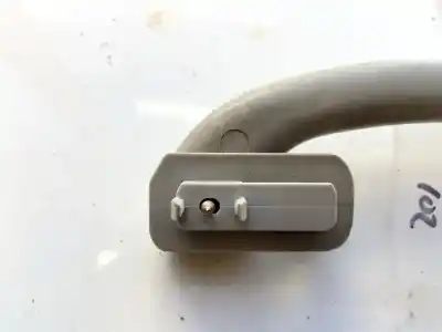 Pezzo di ricambio per auto di seconda mano maniglia a soffitto per mazda 2 (dy) 1.4 riferimenti oem iam   