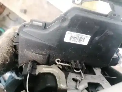 Автозапчасти б/у замок передней правой двери за skoda superb (3u4) 2.0 tdi dpf ссылки oem iam 117694103  117694-103