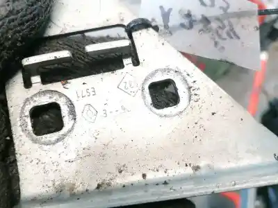 Second-hand car spare part bonnet hinge for renault megane ii (bm0/1_, cm0/1_) 1.9 dci oem iam references es71  