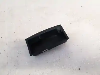 Pièce détachée automobile d'occasion cendrier pour hyundai i30 1.6 crdi cat références oem iam atj10