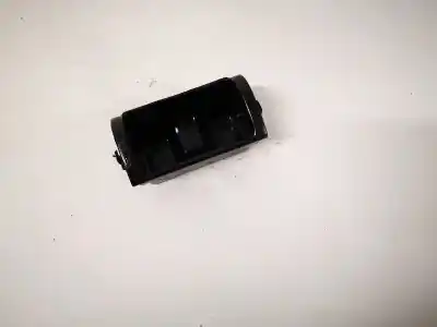 Автозапчасти б/у пепельница за AUDI A3 (8L) 1.9 TDI ссылки OEM IAM 8L0857961  