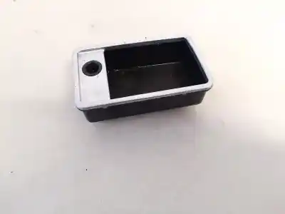 Peça sobressalente para automóvel em segunda mão cinzeiro por bmw 7-series, e65 / e66 / e67 /e68 2001.11 - 2008.06 730 d 160kw 2002.10 - 2008.06 referências oem iam 311980100