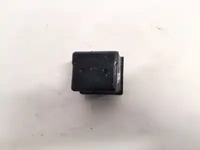 Автозапчасти б/у пепельница за skoda superb (3u4) 2.0 tdi dpf ссылки oem iam 3u0864849  