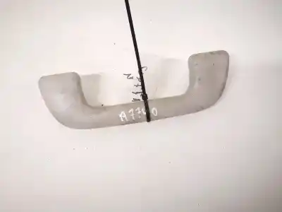 Pezzo di ricambio per auto di seconda mano maniglia a soffitto per toyota corolla (e11) 2.0 d-4d linea sol riferimenti oem iam 